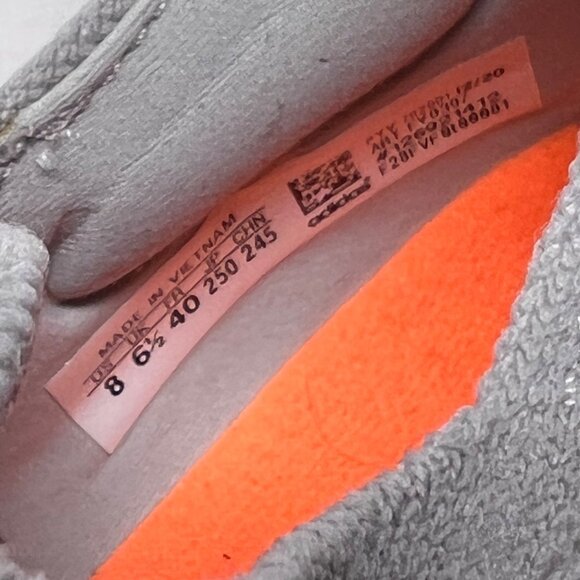 Adidas Ultraboost 21 Running Shoes Women Size 8 Gray Screaming Orange Athleisure - Picture 9 of 10